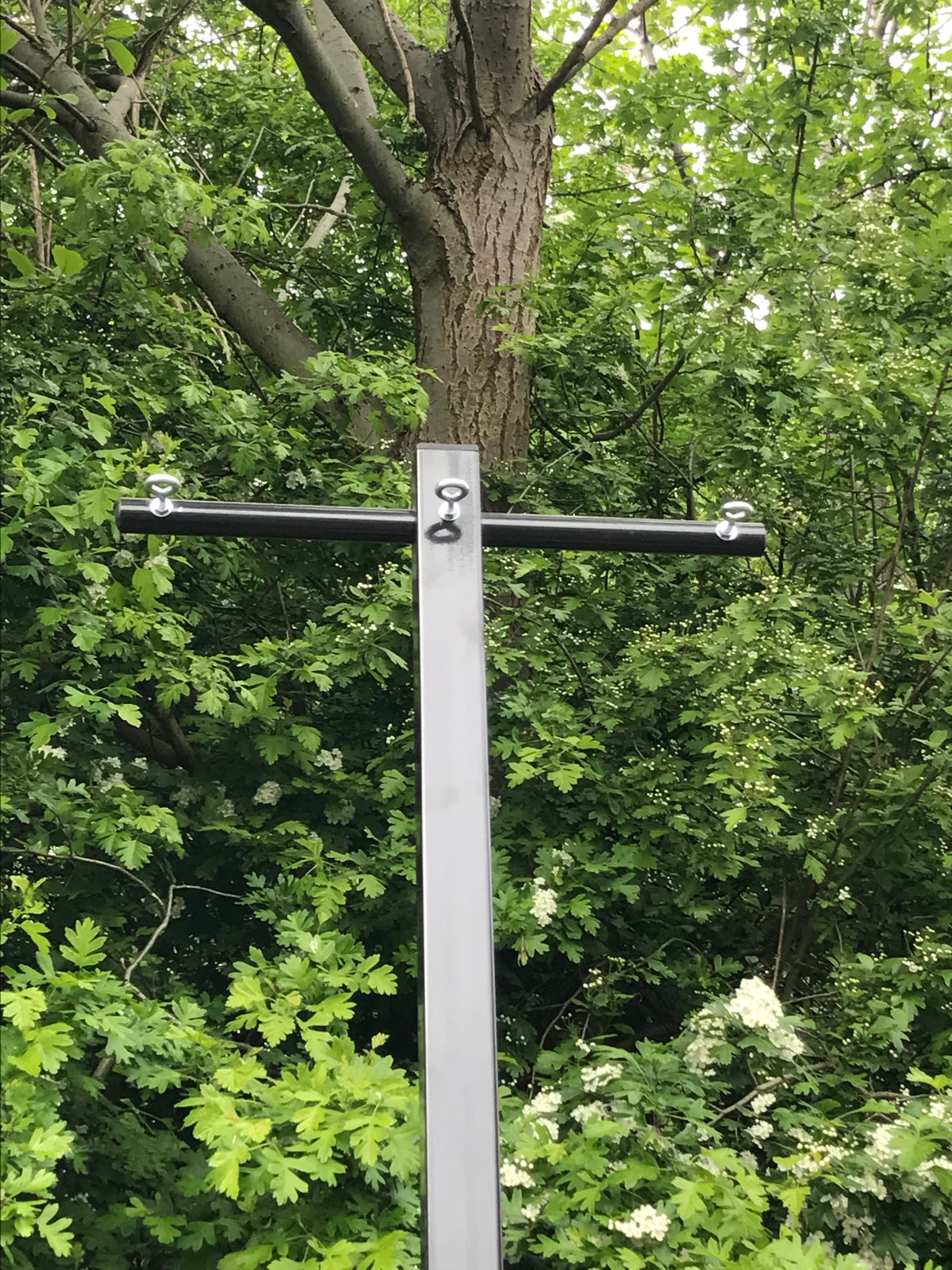 Close-up of the arms on a multi-line washing line post